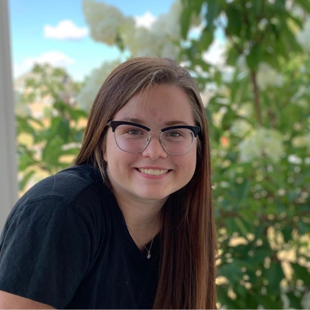 Meet your Posher, Emma